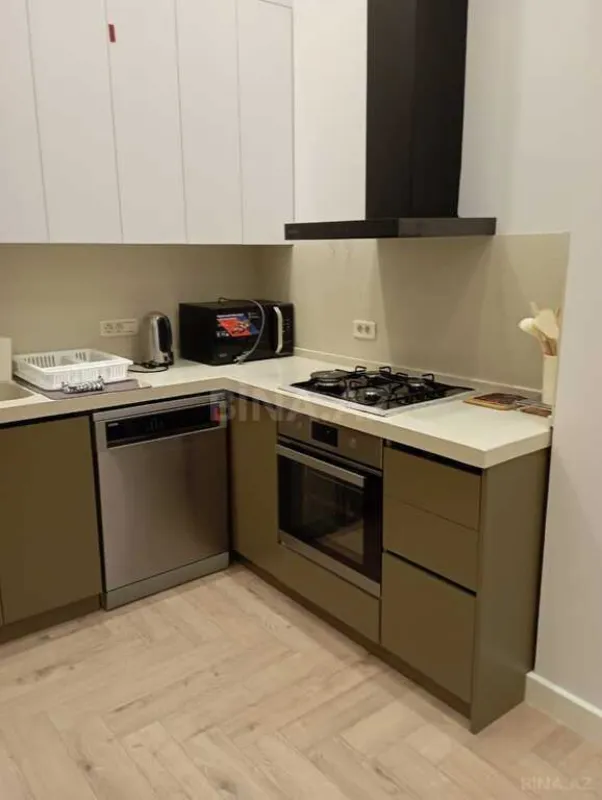 Kirayə verilir 2 otaqlı mənzil 60 m²