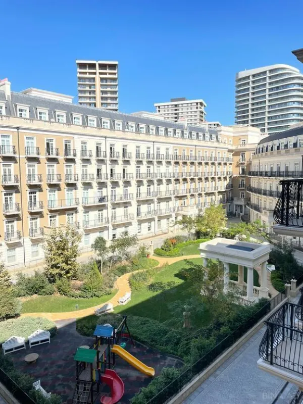 Kirayə verilir 2 otaqlı mənzil 60 m²