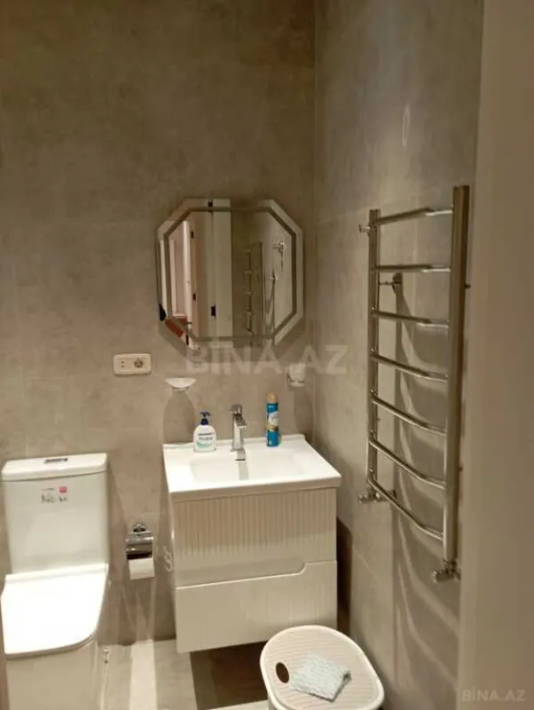 Kirayə verilir 2 otaqlı mənzil 60 m²