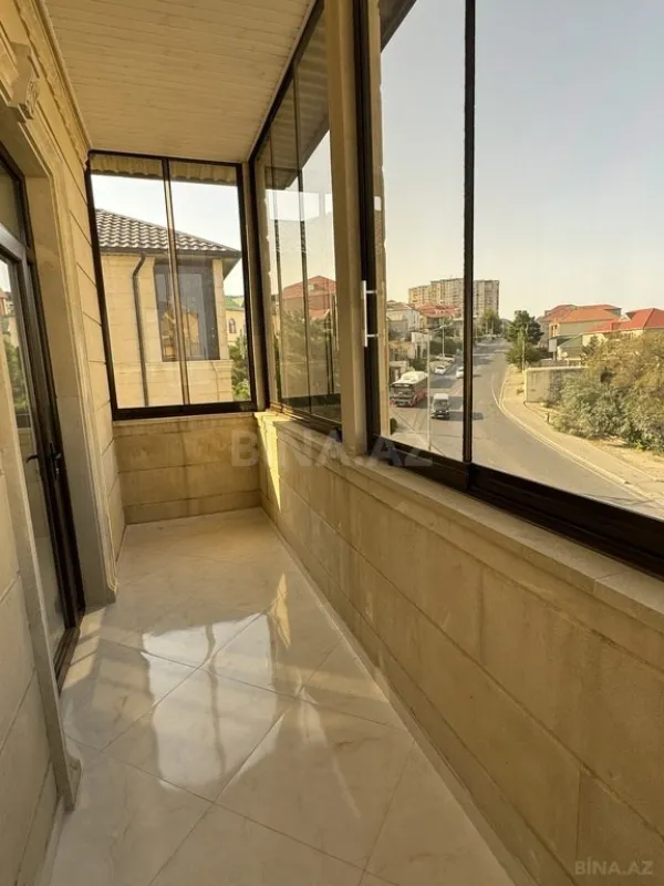 Satılır 6 otaqlı həyət evi 276.8 m²