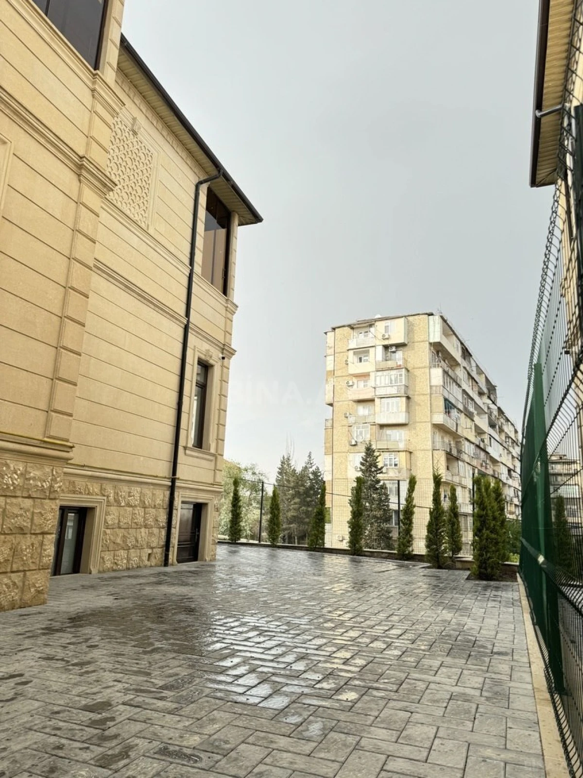 Satılır 6 otaqlı həyət evi 276.8 m²