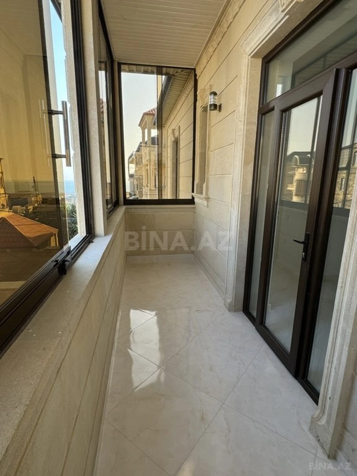 Satılır 6 otaqlı həyət evi 276.8 m²