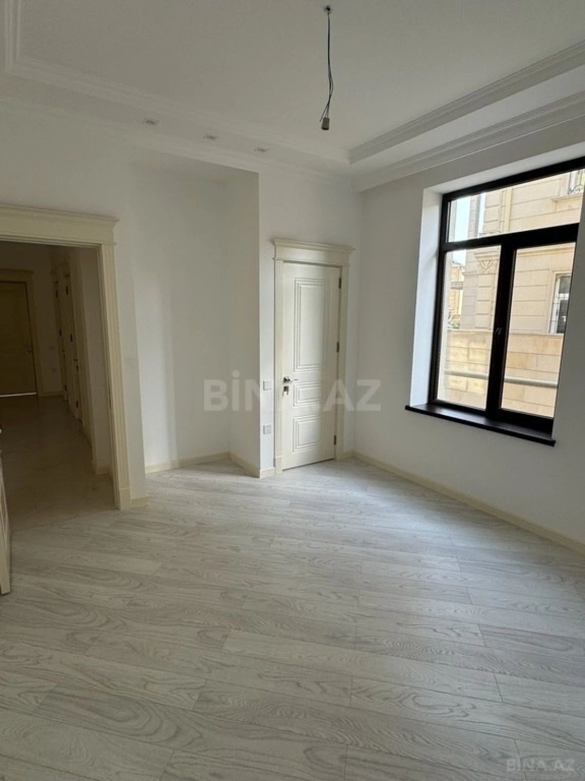 Satılır 6 otaqlı həyət evi 276.8 m²