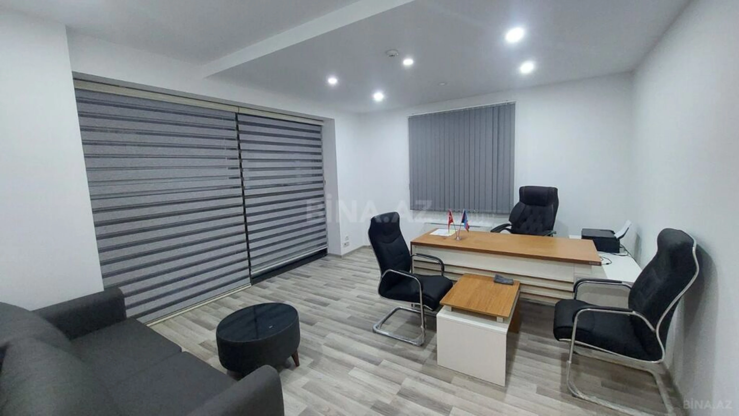 Kirayə verilir 2 otaqlı ofis 55 m²