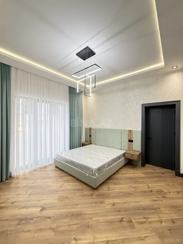 Satılır 4 otaqlı həyət evi 180 m²