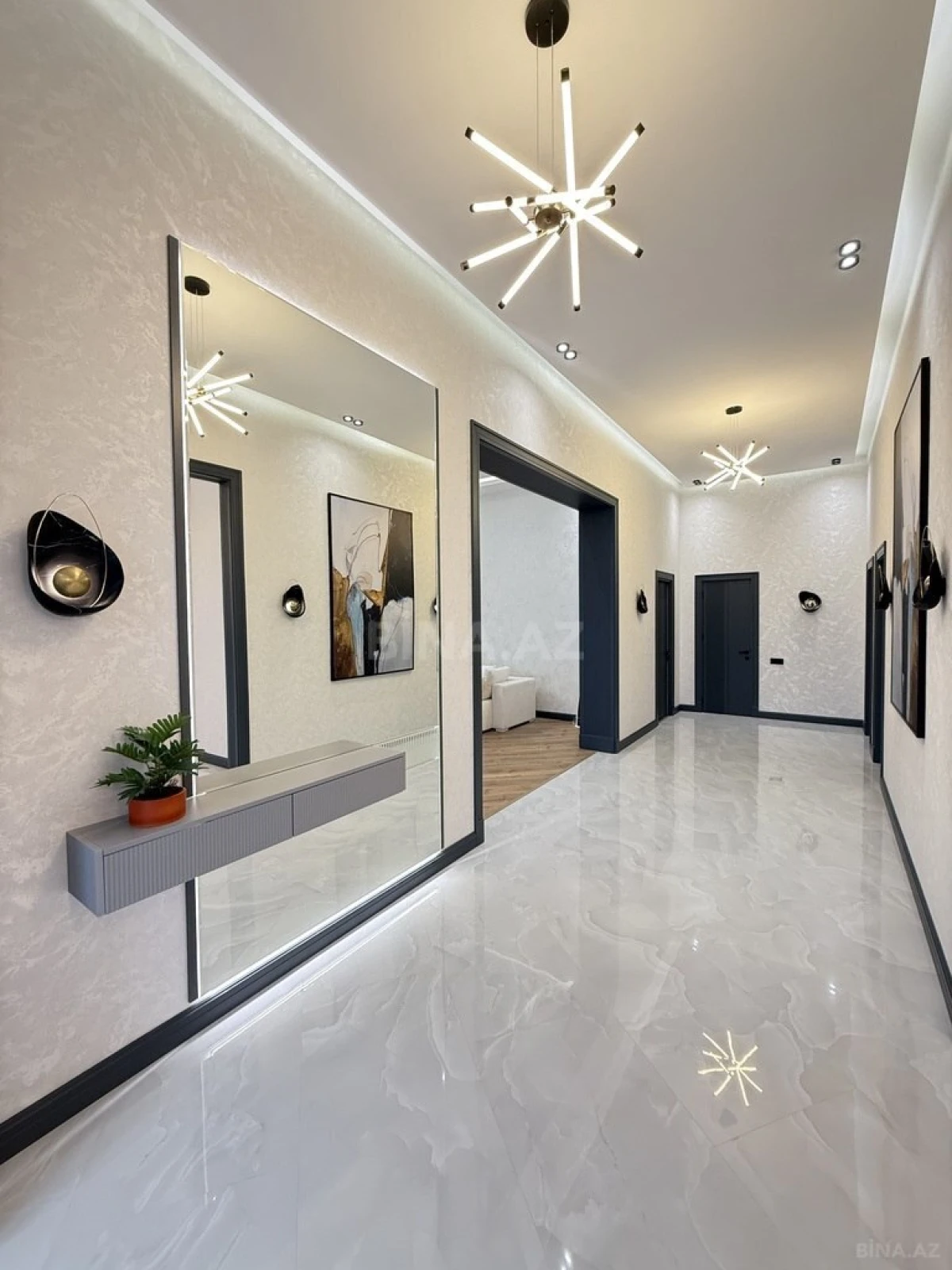 Satılır 4 otaqlı həyət evi 180 m²