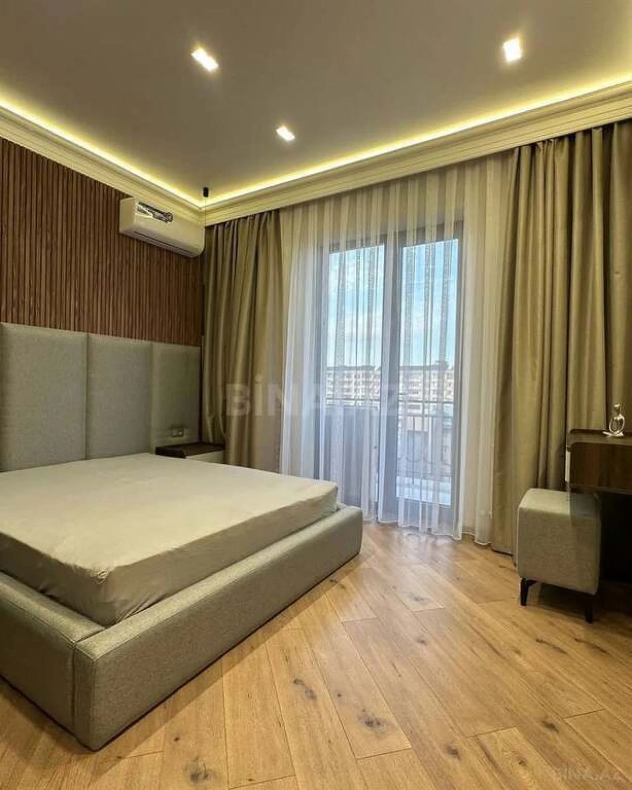 Kirayə verilir 3 otaqlı mənzil 110 m²