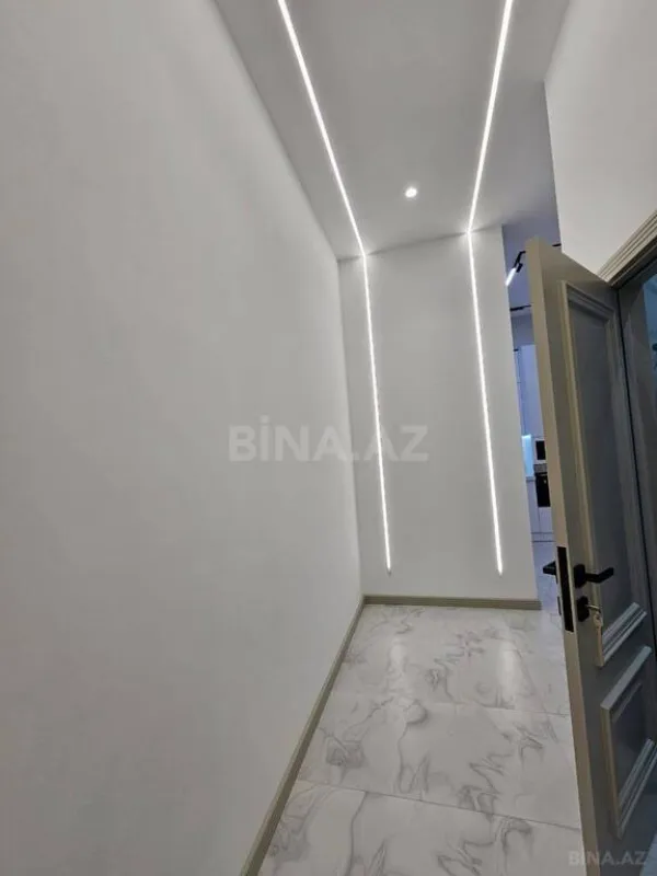 Kirayə verilir 2 otaqlı mənzil 93 m²