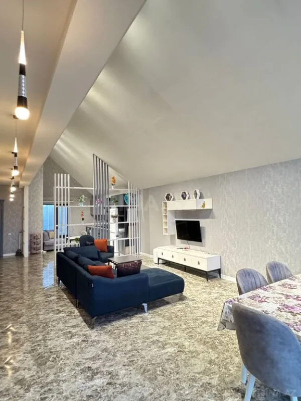 Satılır 5 otaqlı həyət evi 150 m²