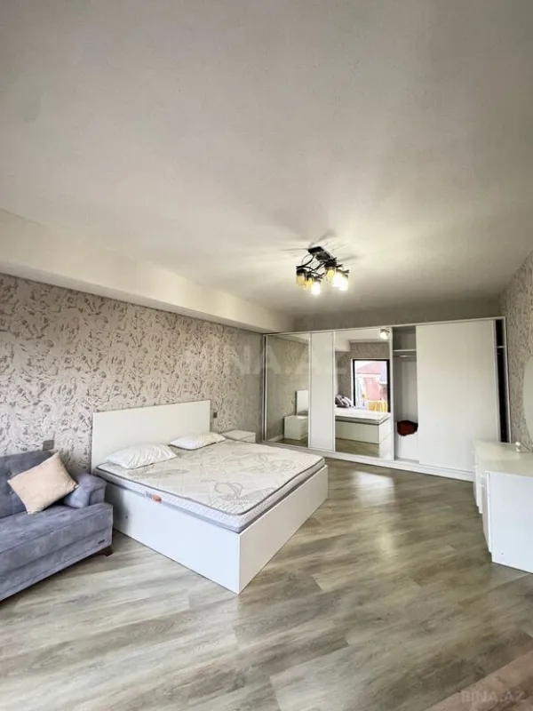 Satılır 5 otaqlı həyət evi 150 m²