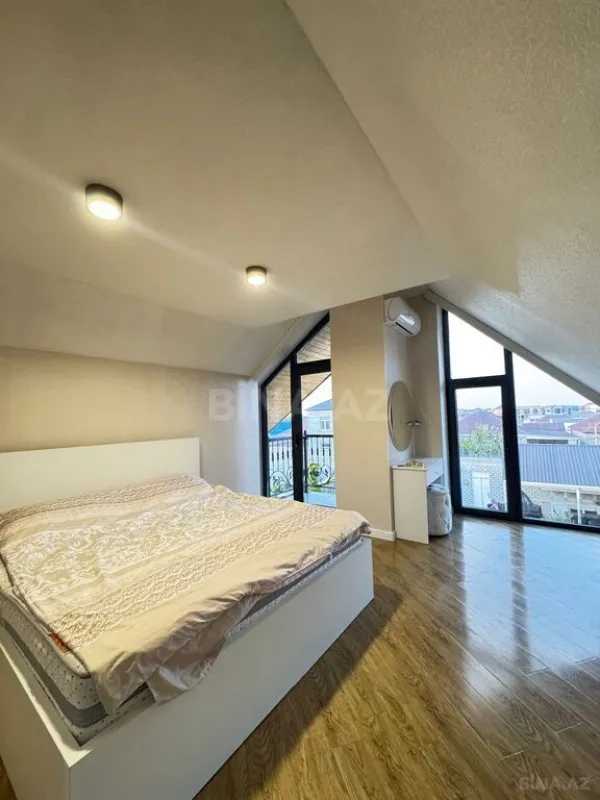 Satılır 5 otaqlı həyət evi 150 m²