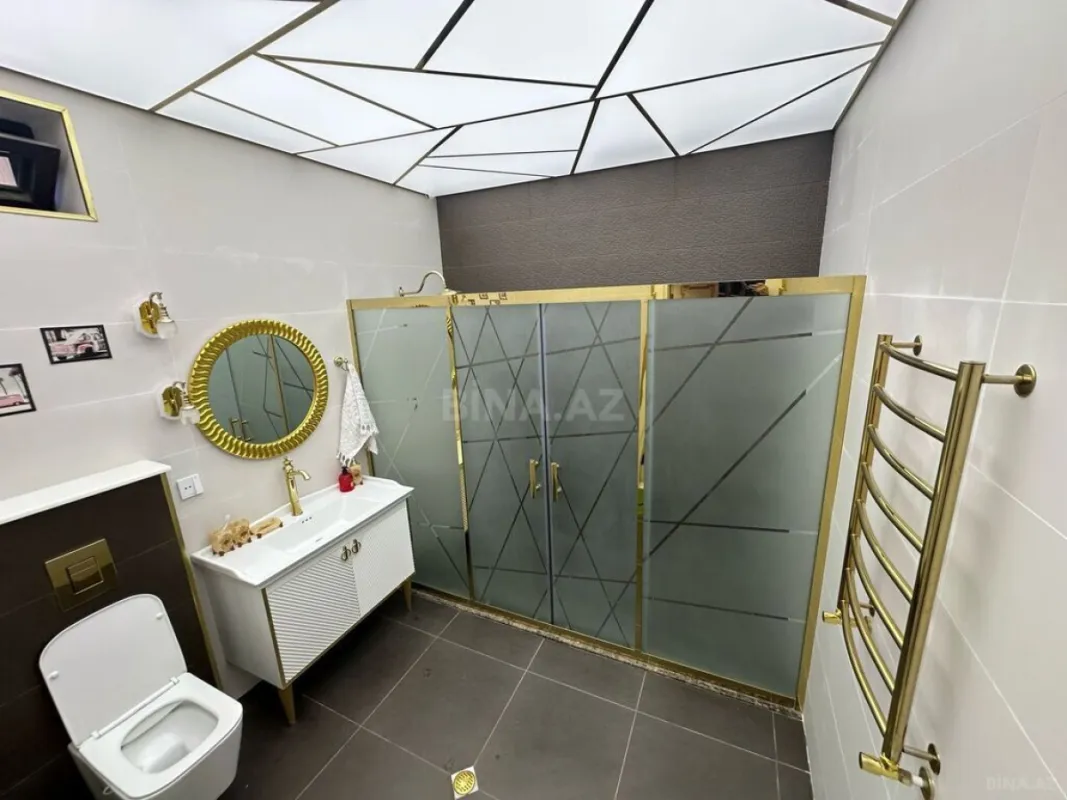 Satılır 5 otaqlı həyət evi 400 m²