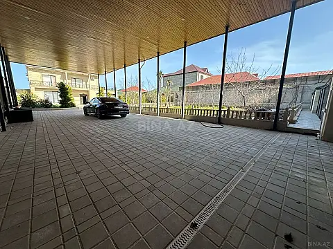 Satılır 5 otaqlı həyət evi 400 m²