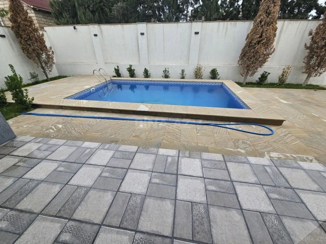 Satılır 4 otaqlı həyət evi 150 m²