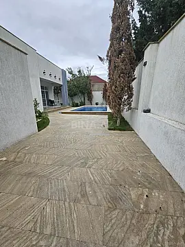 Satılır 4 otaqlı həyət evi 150 m²