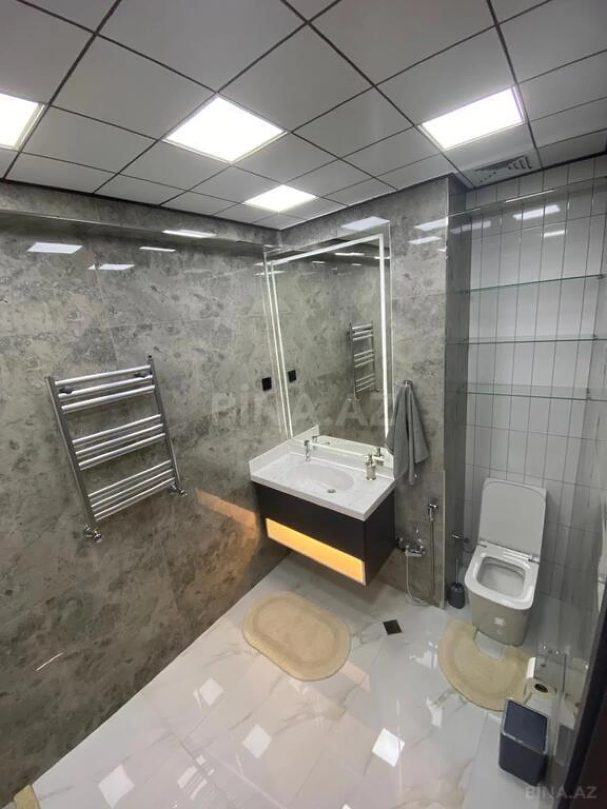 Kirayə verilir 2 otaqlı mənzil 80 m²