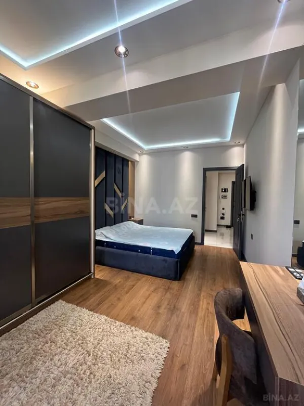 Kirayə verilir 2 otaqlı mənzil 80 m²