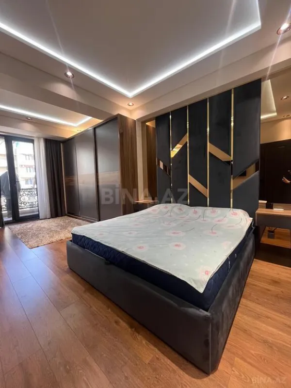 Kirayə verilir 2 otaqlı mənzil 80 m²