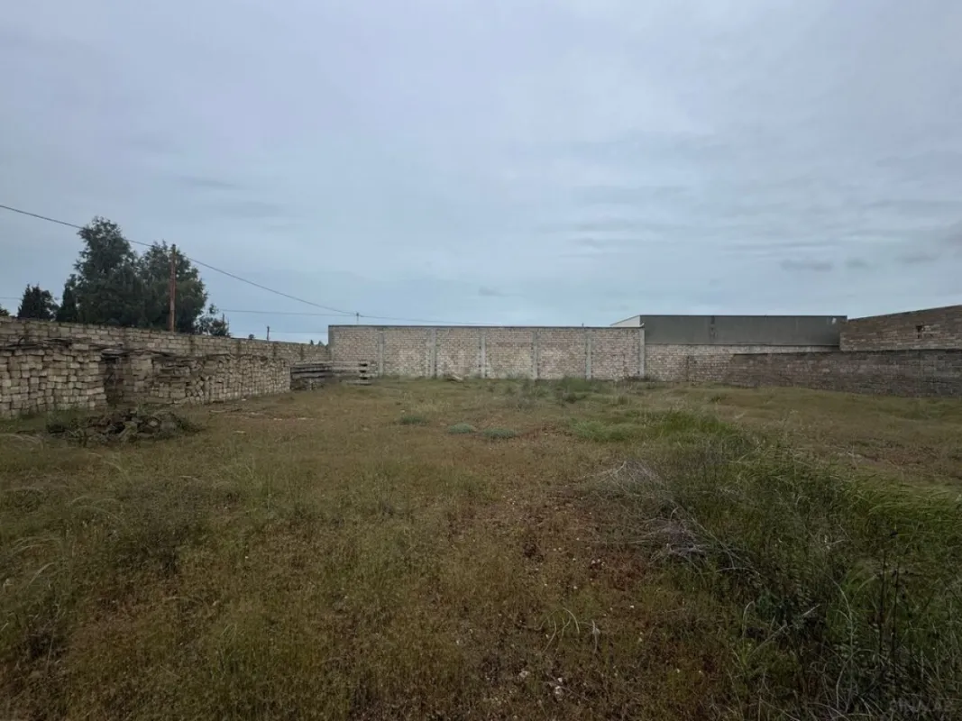 Satılır torpaq sahəsi 12 m²