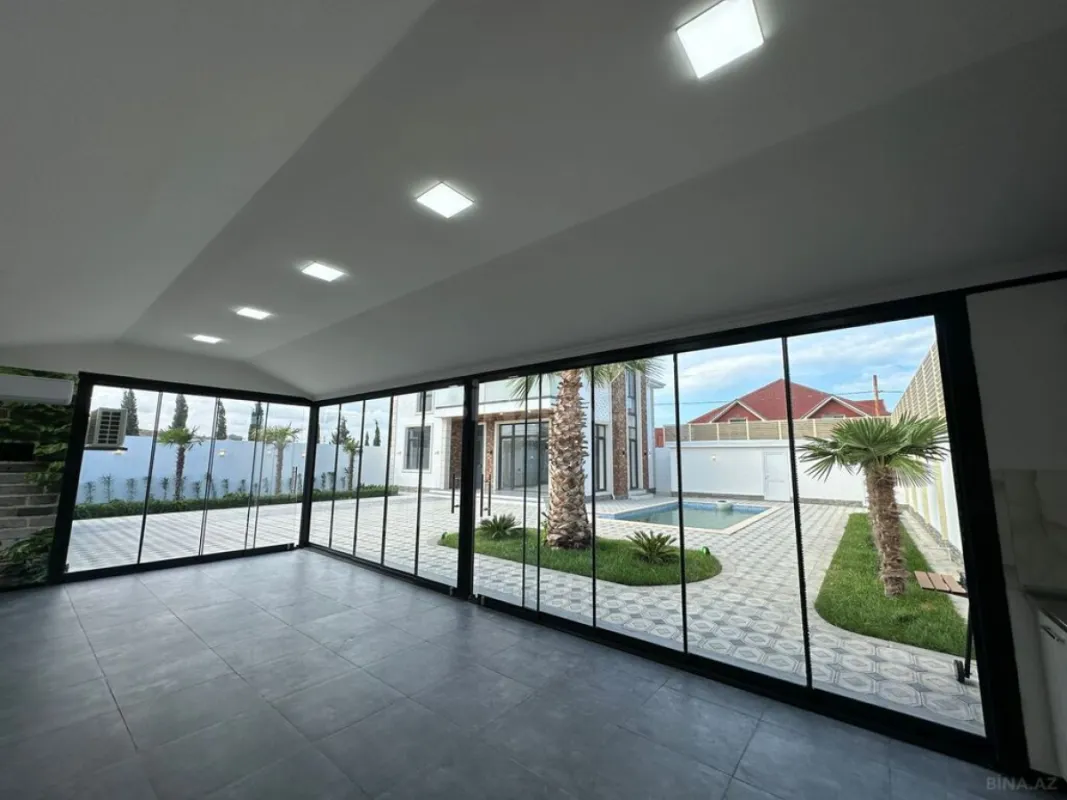 Satılır 6 otaqlı həyət evi 250 m²