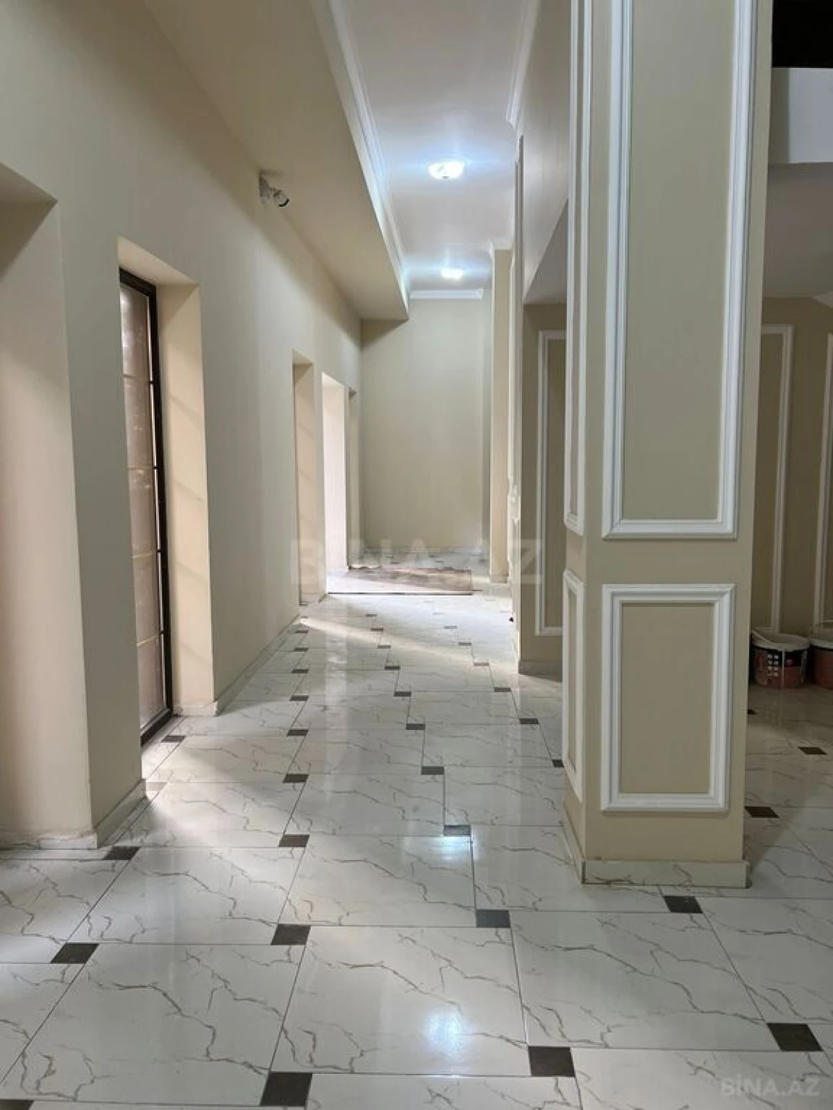 Satılır 3 otaqlı mənzil 130 m²