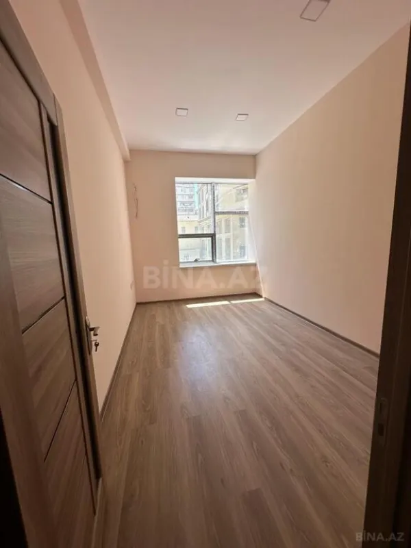 Satılır obyekt 125 m²
