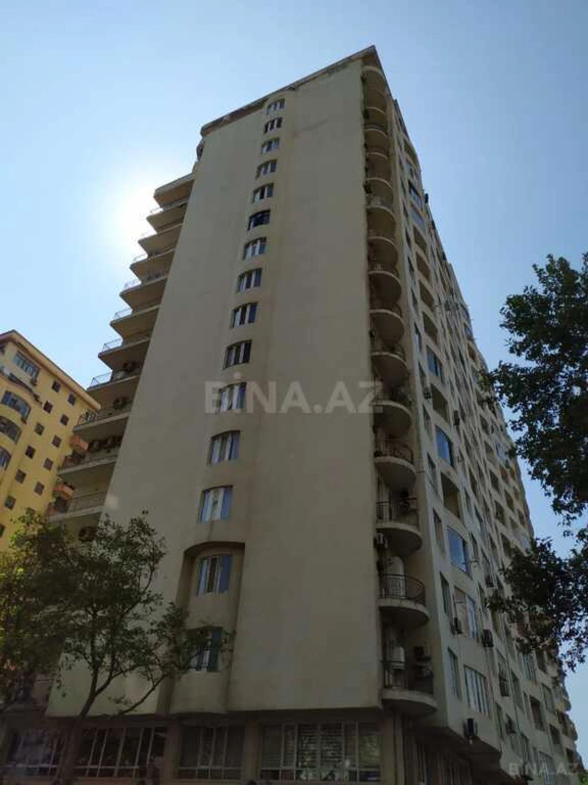 Satılır obyekt 125 m²