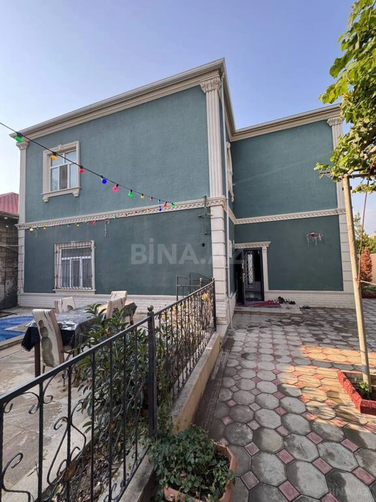 Satılır 6 otaqlı həyət evi 200 m²