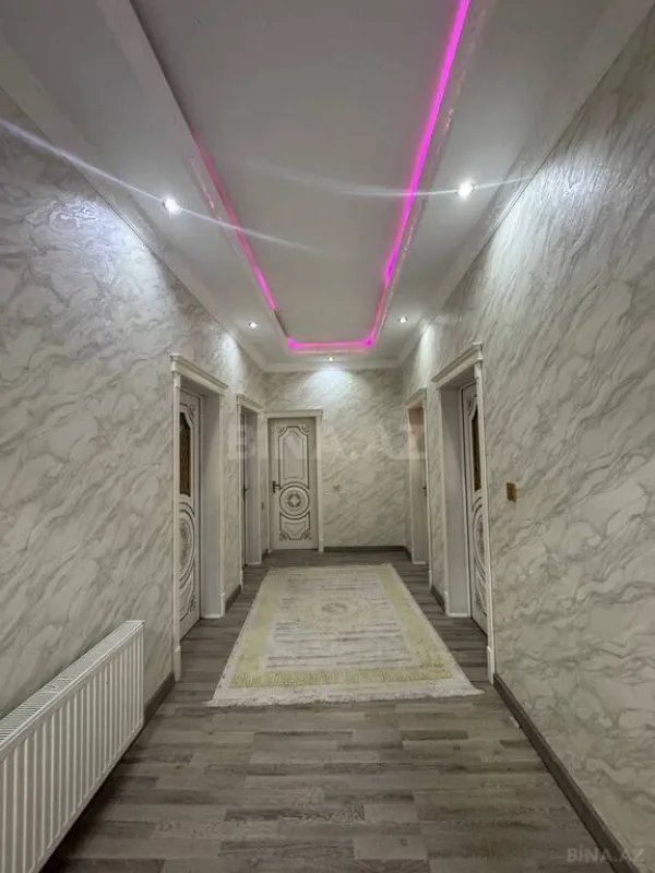 Satılır 6 otaqlı həyət evi 200 m²