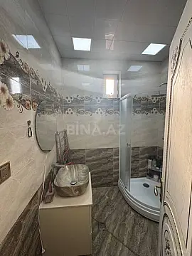 Satılır 6 otaqlı həyət evi 200 m²