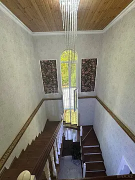 Satılır 6 otaqlı həyət evi 200 m²