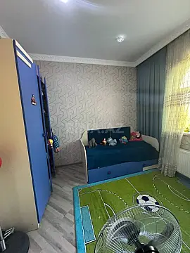 Satılır 6 otaqlı həyət evi 200 m²