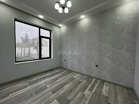 Satılır 5 otaqlı həyət evi 180 m²