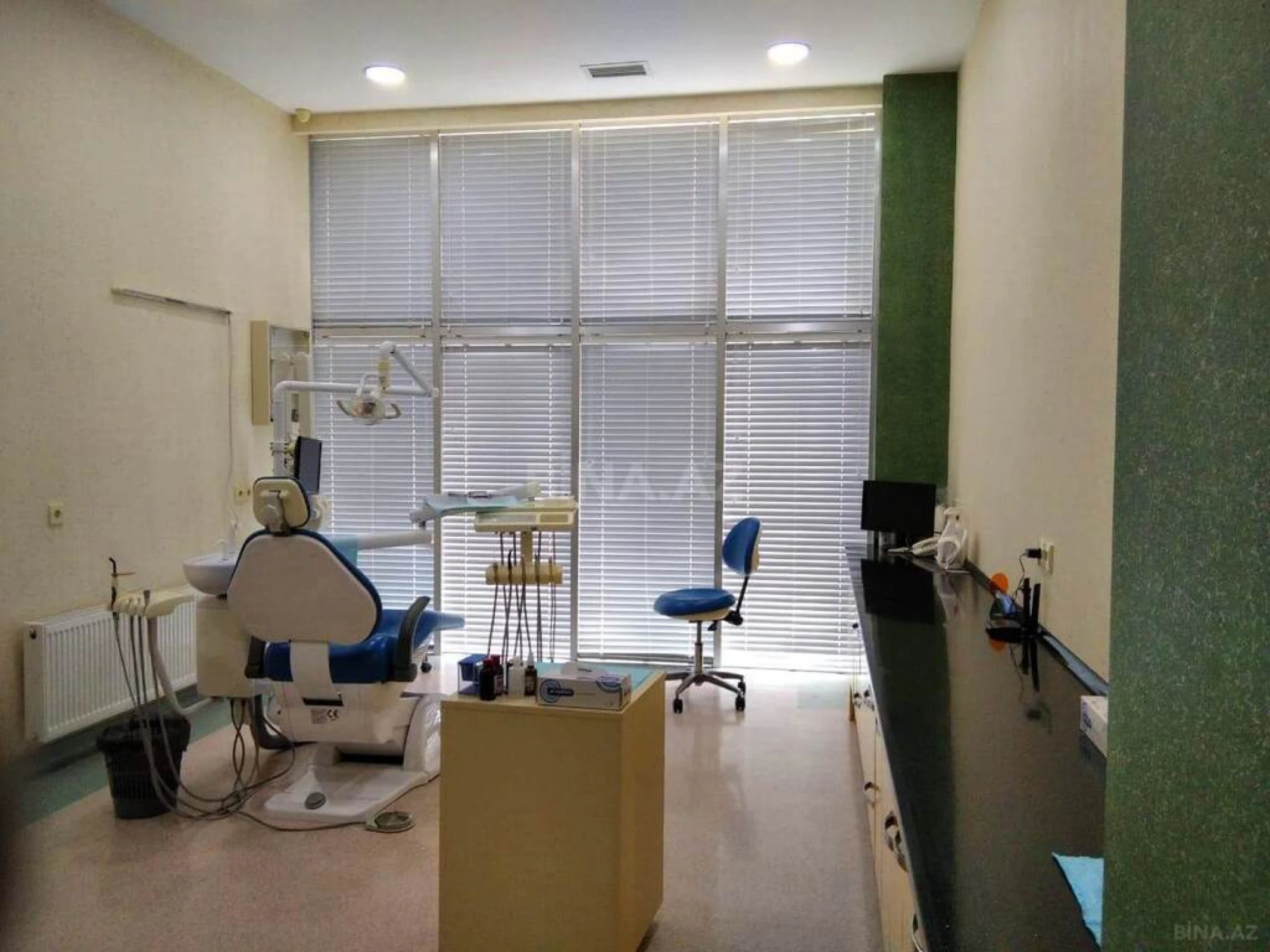 Satılır obyekt 290 m²