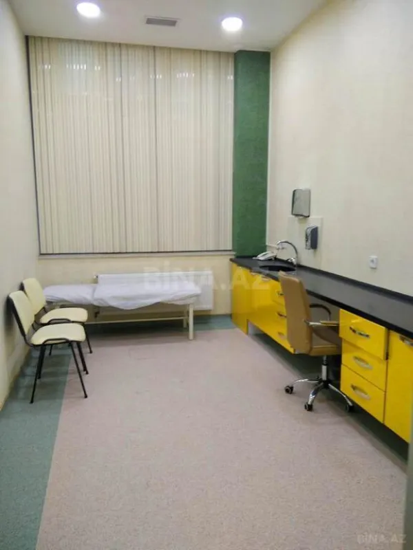 Satılır obyekt 290 m²