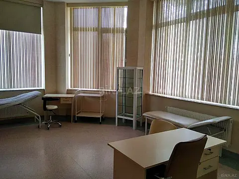 Satılır obyekt 290 m²