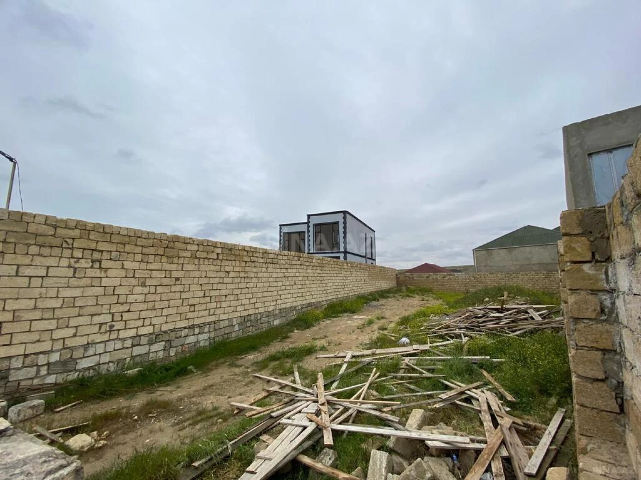 Satılır torpaq sahəsi 4 m²