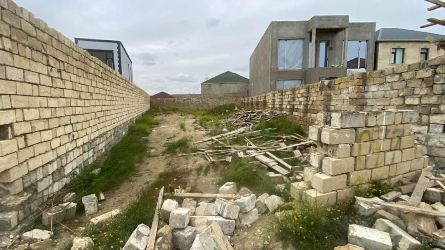 Satılır torpaq sahəsi 4 m²