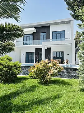 Satılır 5 otaqlı həyət evi 200 m² — Bakı, Mərdəkan 5 otaq 200.00 m²