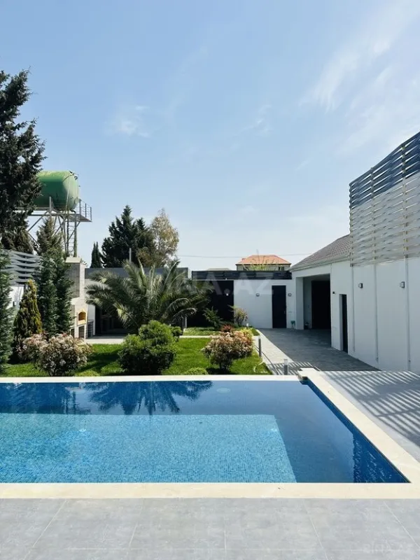 Satılır 5 otaqlı həyət evi 200 m²