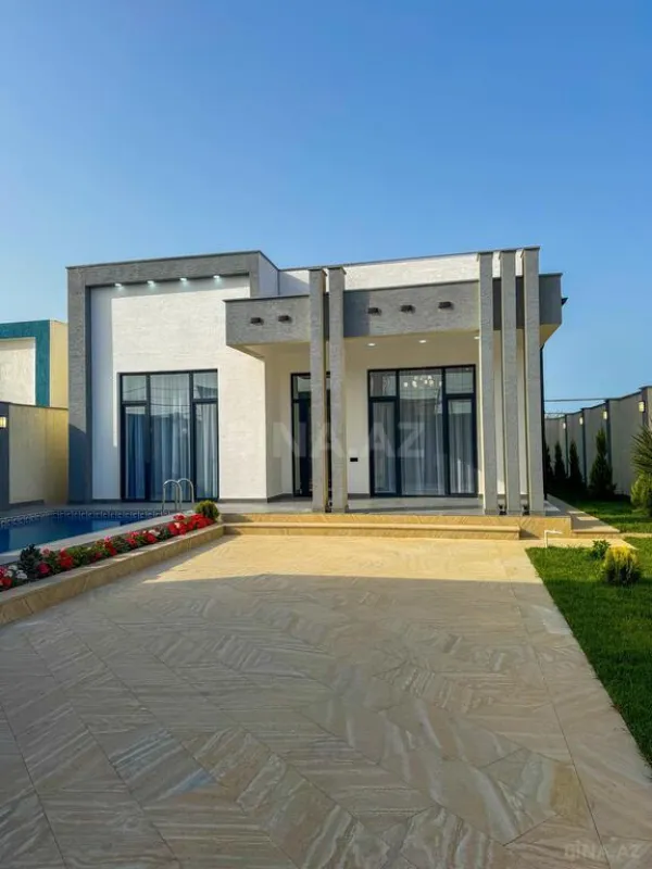 Satılır 4 otaqlı həyət evi 250 m²