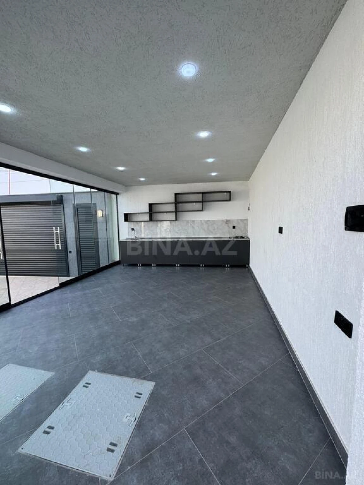 Satılır 4 otaqlı həyət evi 250 m²