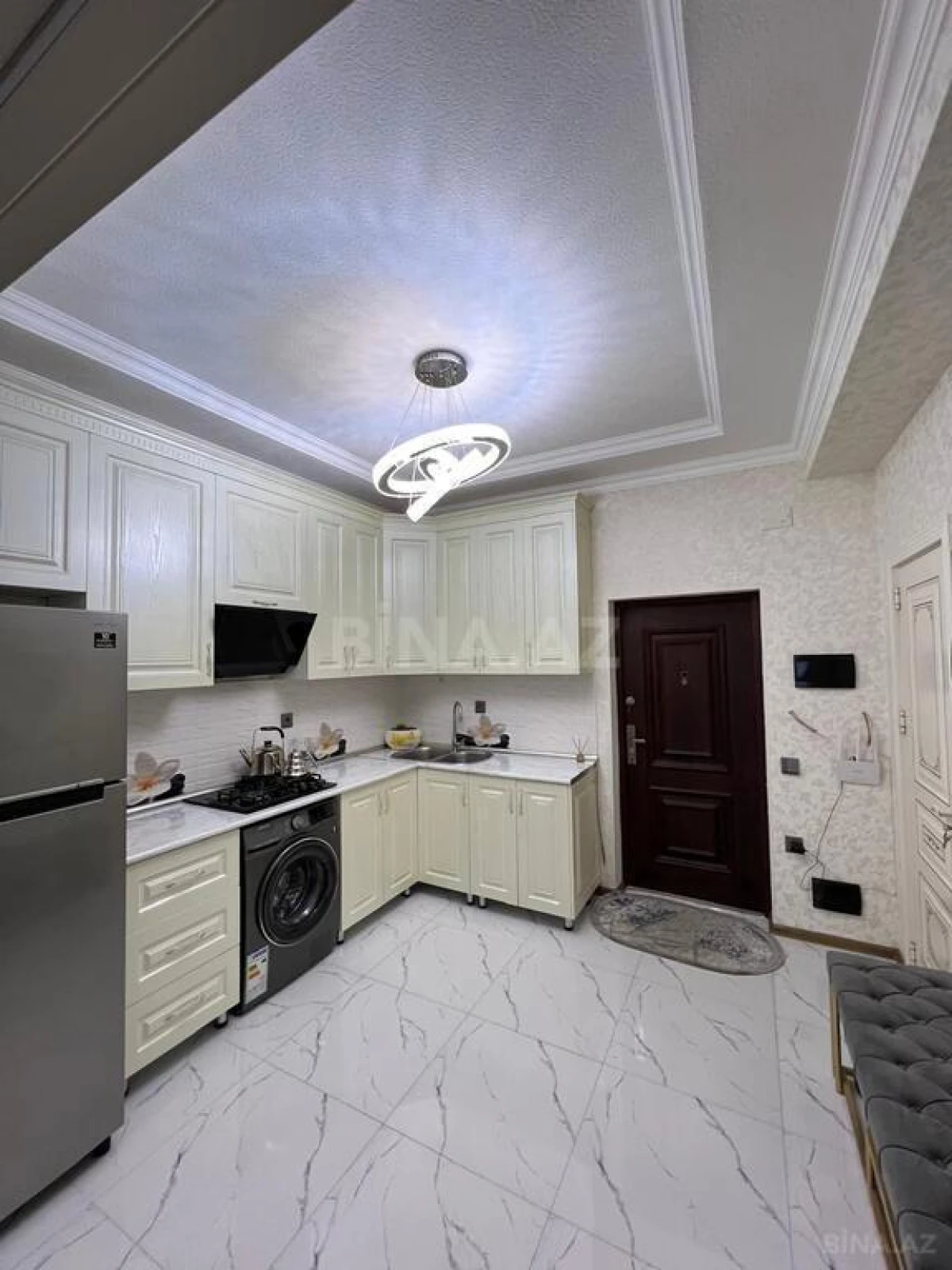 Satılır 2 otaqlı mənzil 70 m²