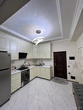 Satılır 2 otaqlı mənzil 70 m²
