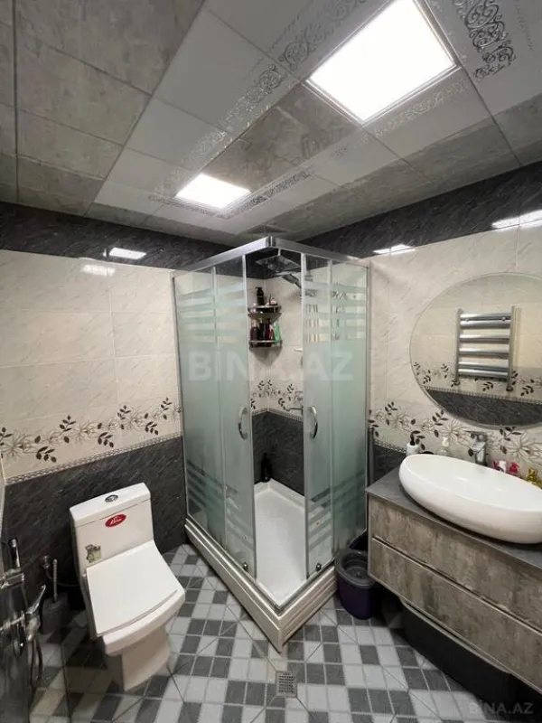 Satılır 2 otaqlı mənzil 70 m²