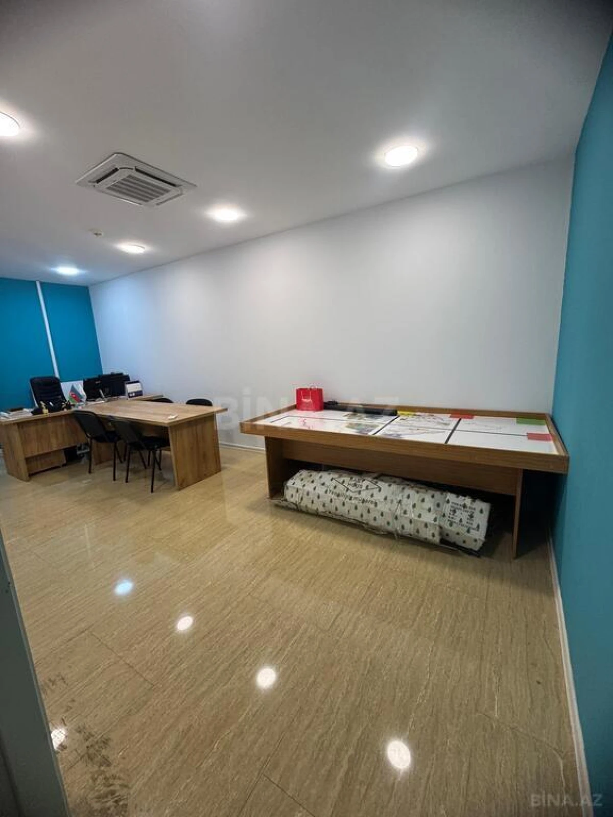 Kirayə verilir 3 otaqlı ofis 150 m²