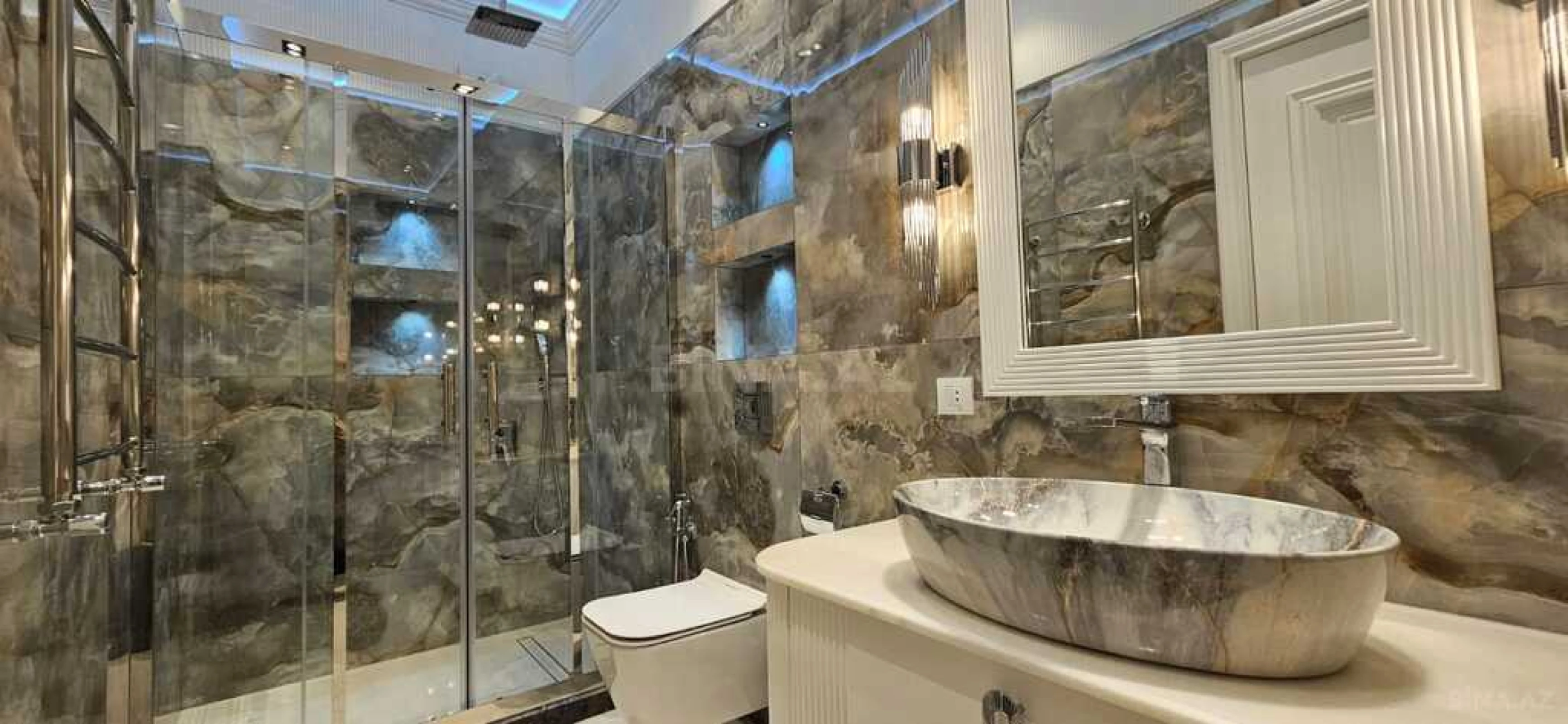 Satılır 3 otaqlı mənzil 150 m²