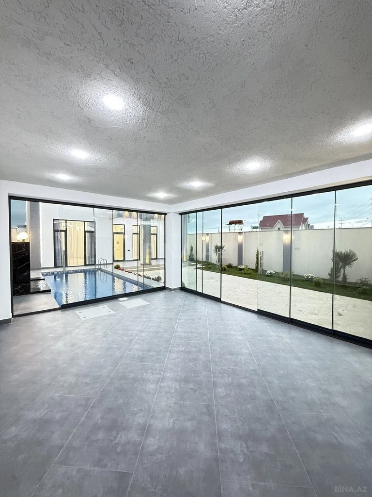Satılır 4 otaqlı həyət evi 150 m²