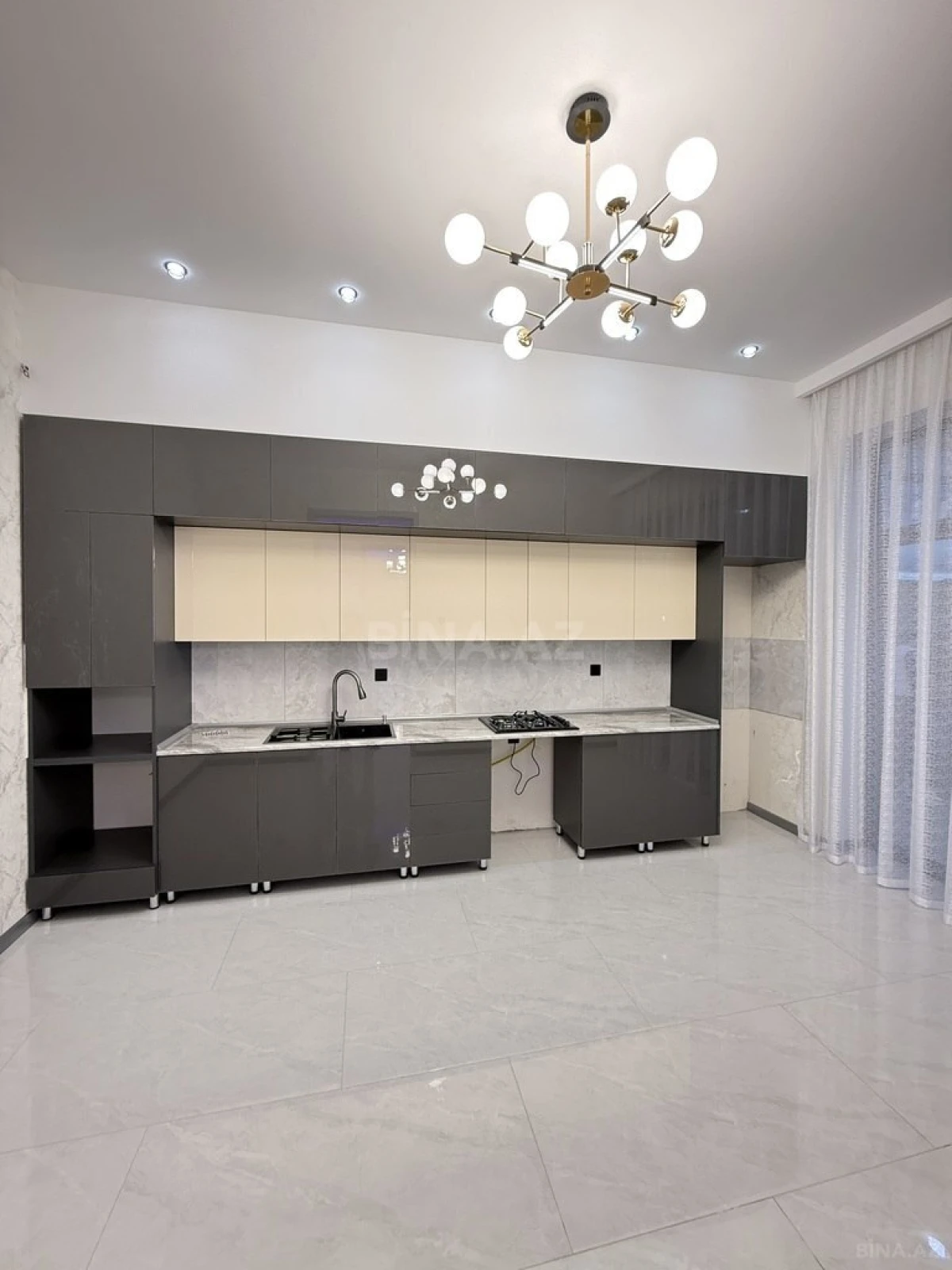 Satılır 4 otaqlı həyət evi 150 m²