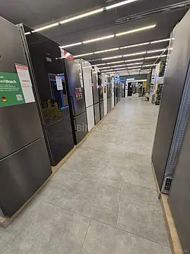 Satılır obyekt 750 m²